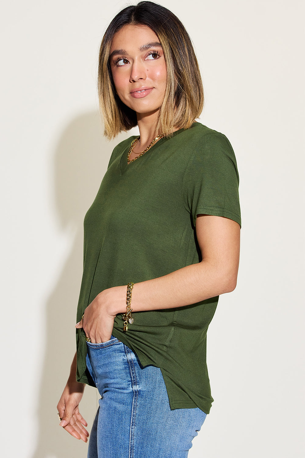 7 Colors- Vneck Tee