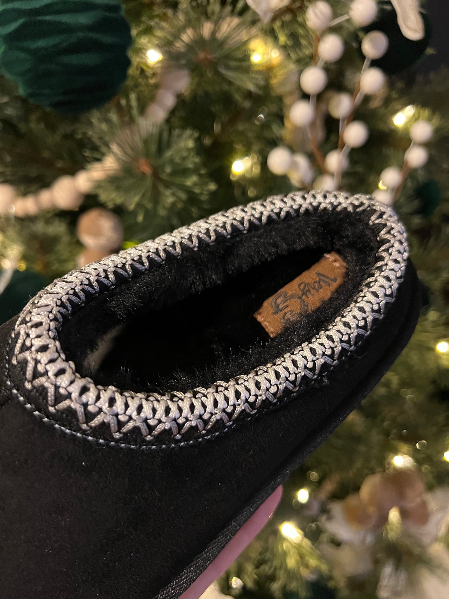 Walking Cozy Regular Slip Ons- Black