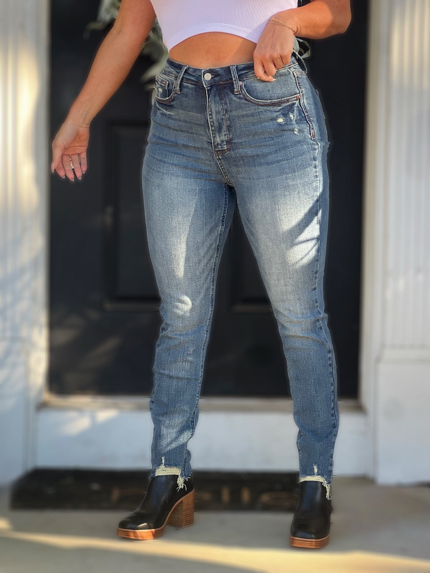 **Size 7 The Candice- Tummy Control Judy Blue Skinny Jeans