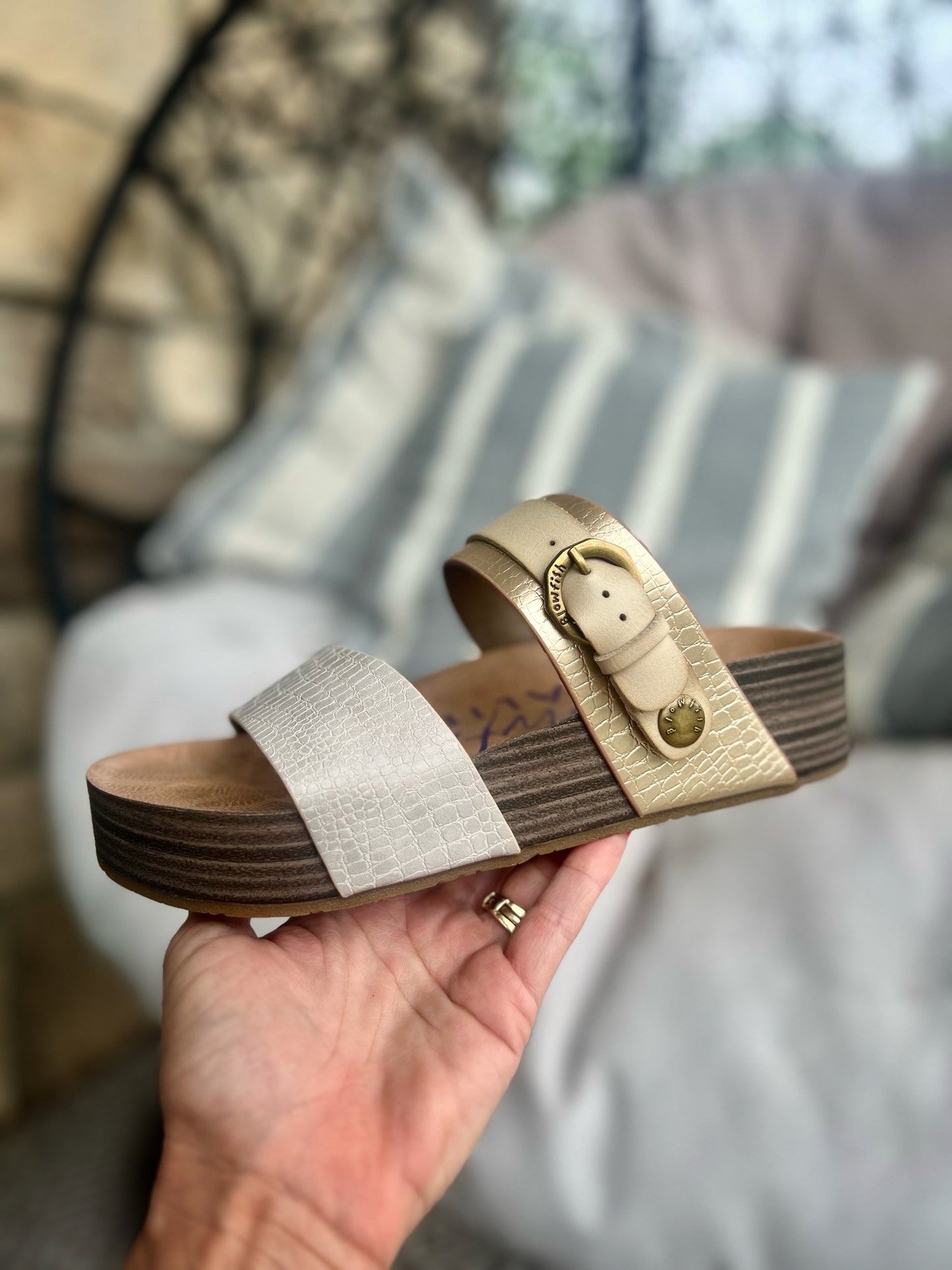 Whitesands Blowfish Sandals- Toes in the Sand