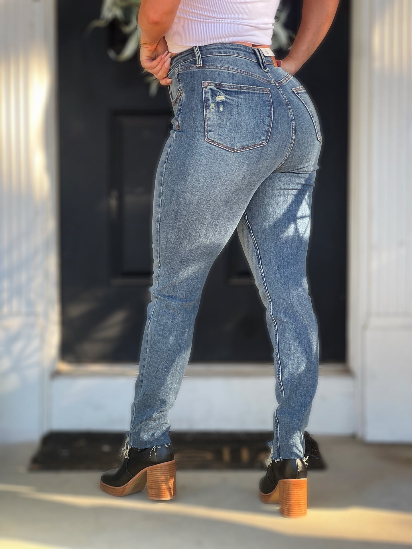 **Size 7 The Candice- Tummy Control Judy Blue Skinny Jeans