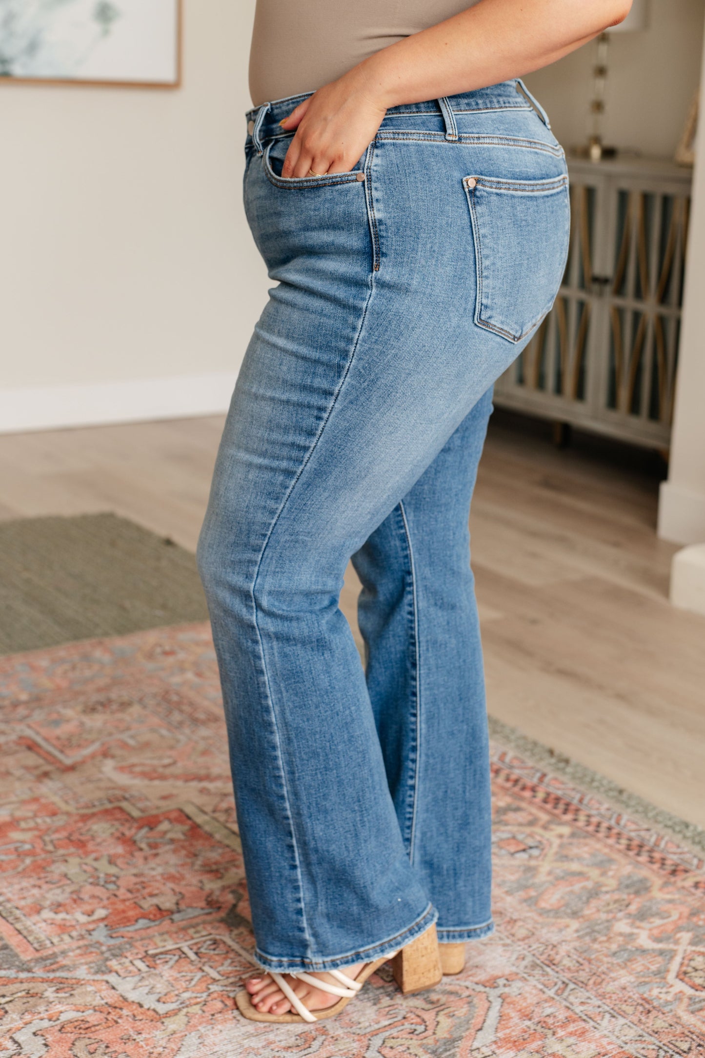 The Jinny- Vintage Bootcut Judy Blue Jeans