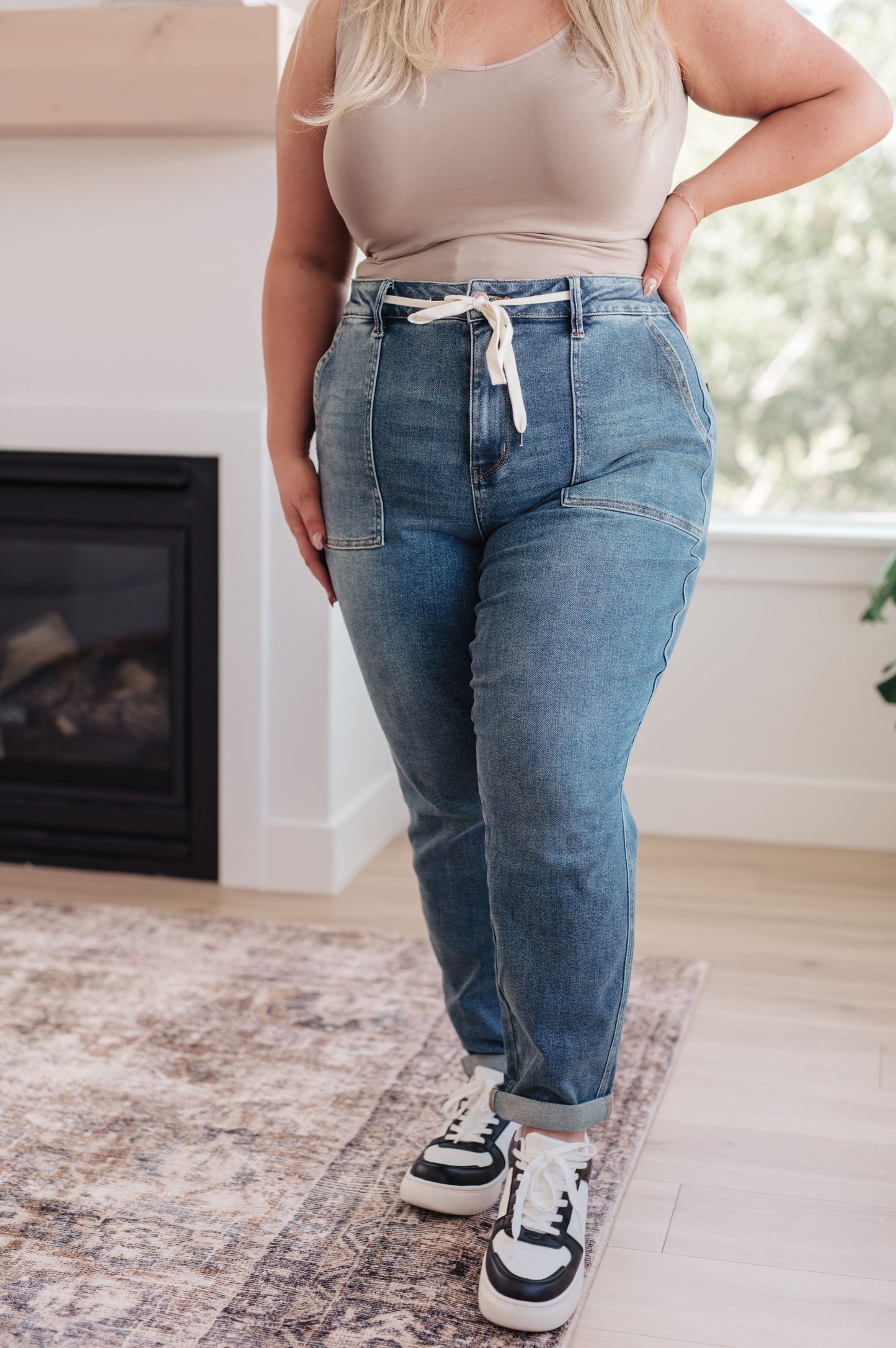 The Muller- Medium Wash Pull On Judy Blue Joggers