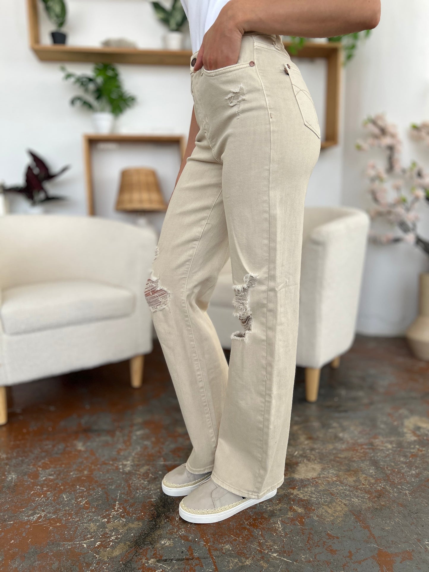 The Molly Moore- Judy Blue Distressed Straight Leg Jeans