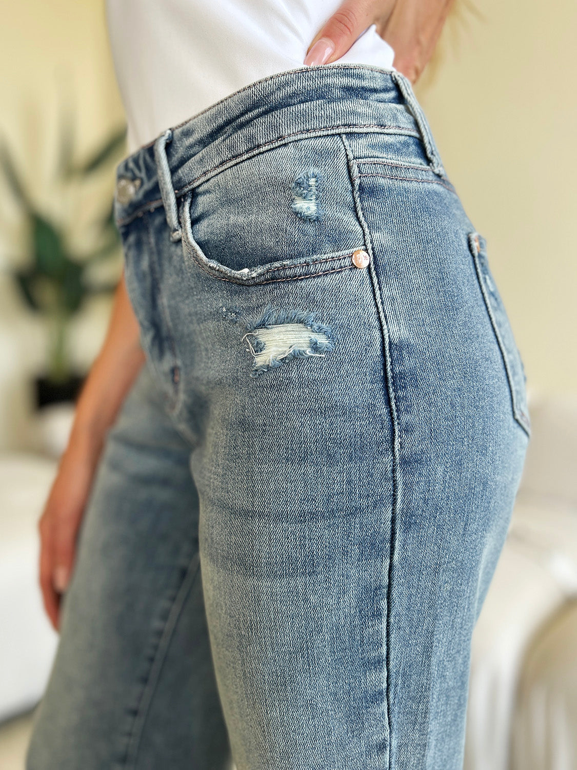 The Kelsey- Judy Blue Distressed Straight Jeans