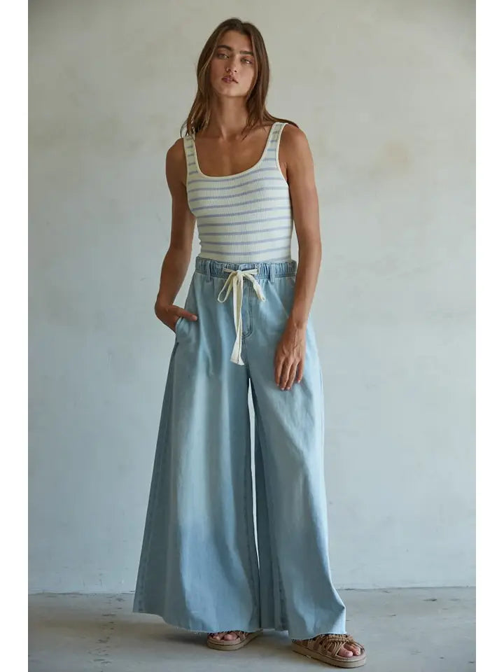 Tulum Wide Leg Jeans- Light Denim BD283