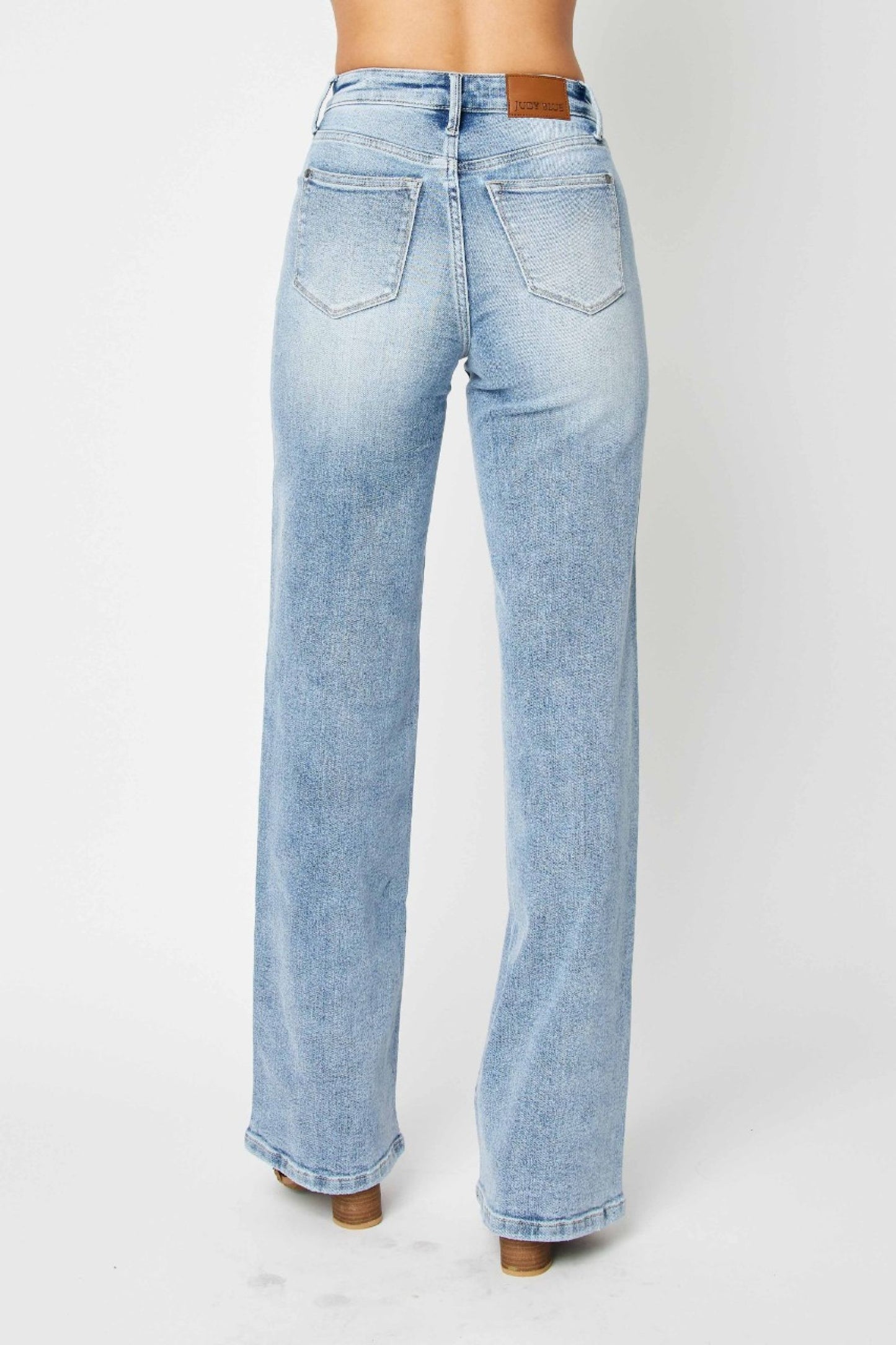 The Suzy- Judy Blue Waist Snatching Jeans