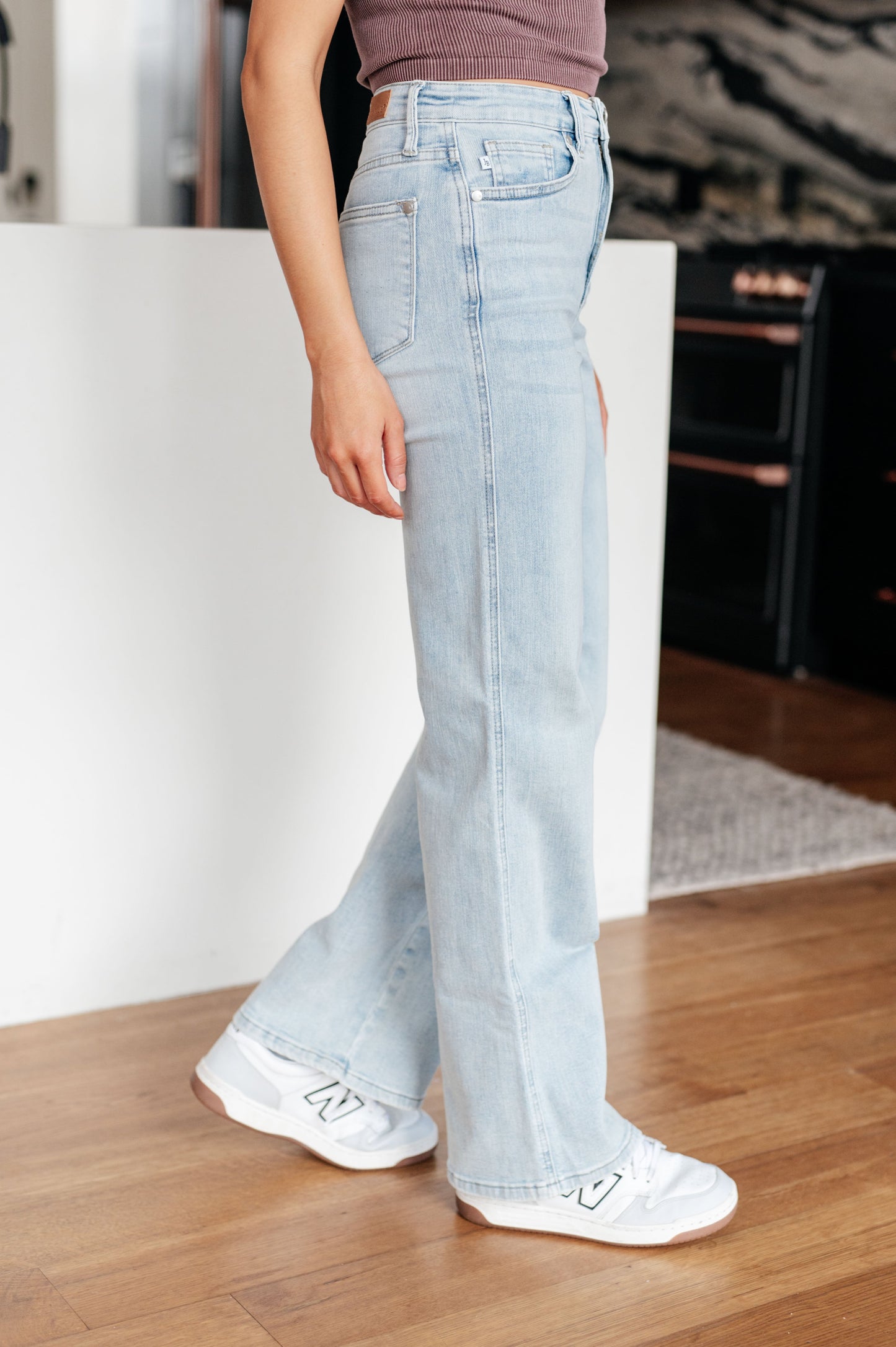 The Beth- Tummy Control Vintage Wash Judy Blue Straight Jeans