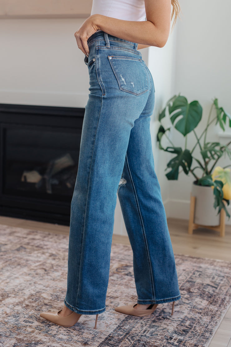 The Olson- Tummy Control 90's Straight Judy Blue Jeans