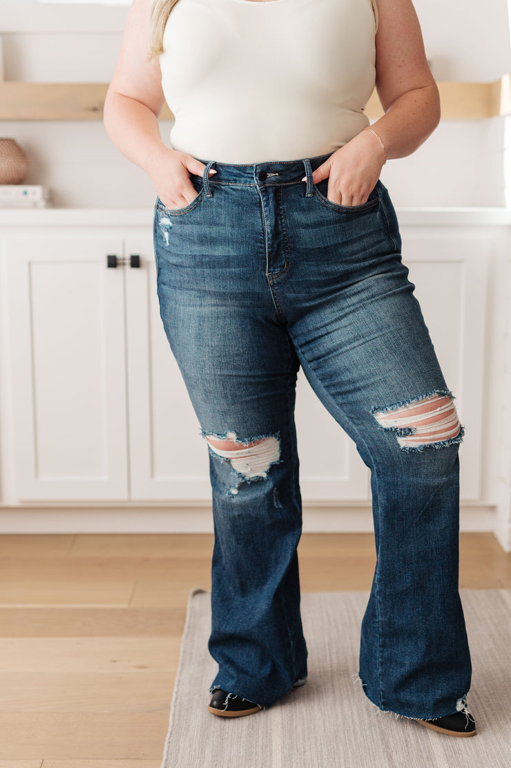 The Jess- Tummy Control Distressed Flare Judy Blue Jeans
