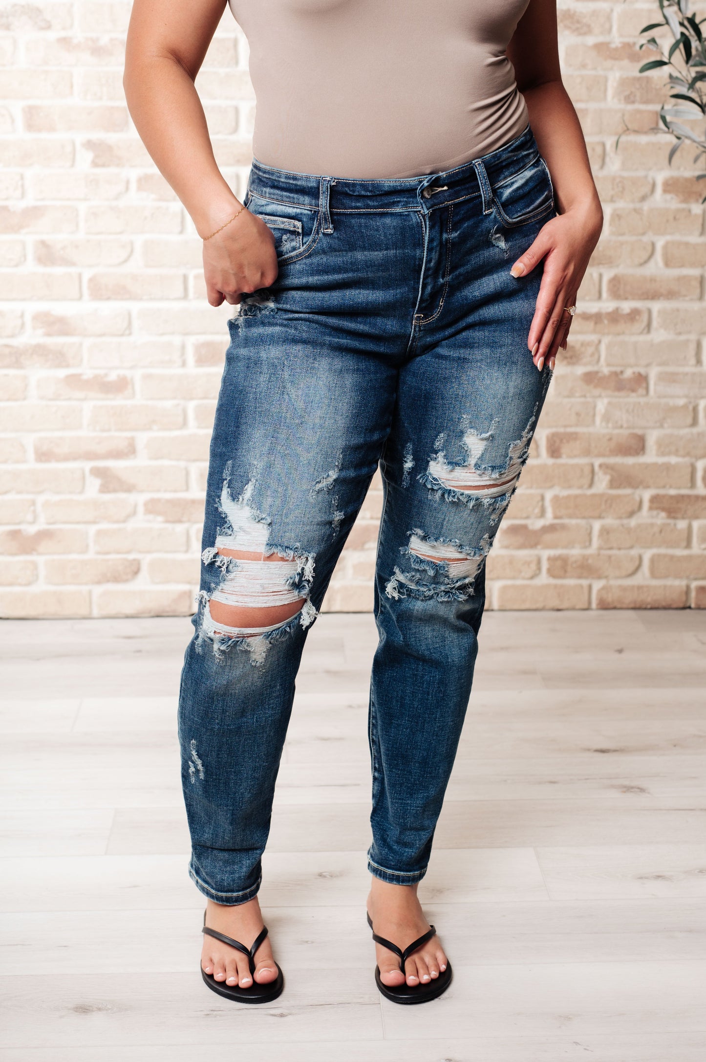 The Bethany- Mid Rise Cuffed Destroyed Boyfriend Jeans