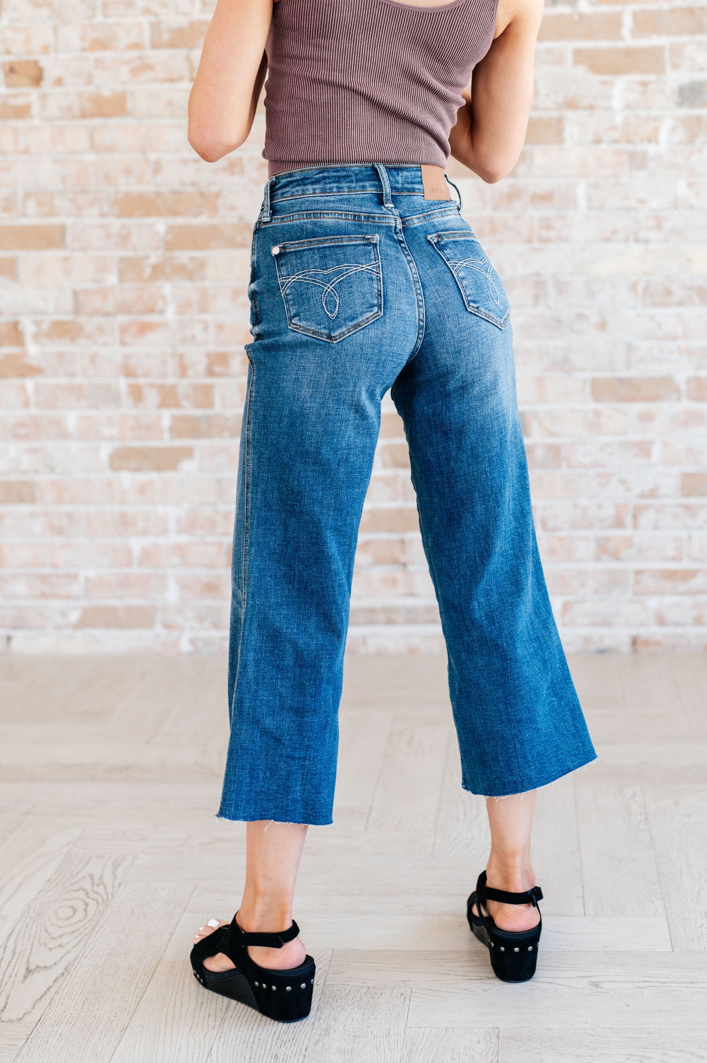 The Brooke- Wide Leg Crop Judy Blue Jeans