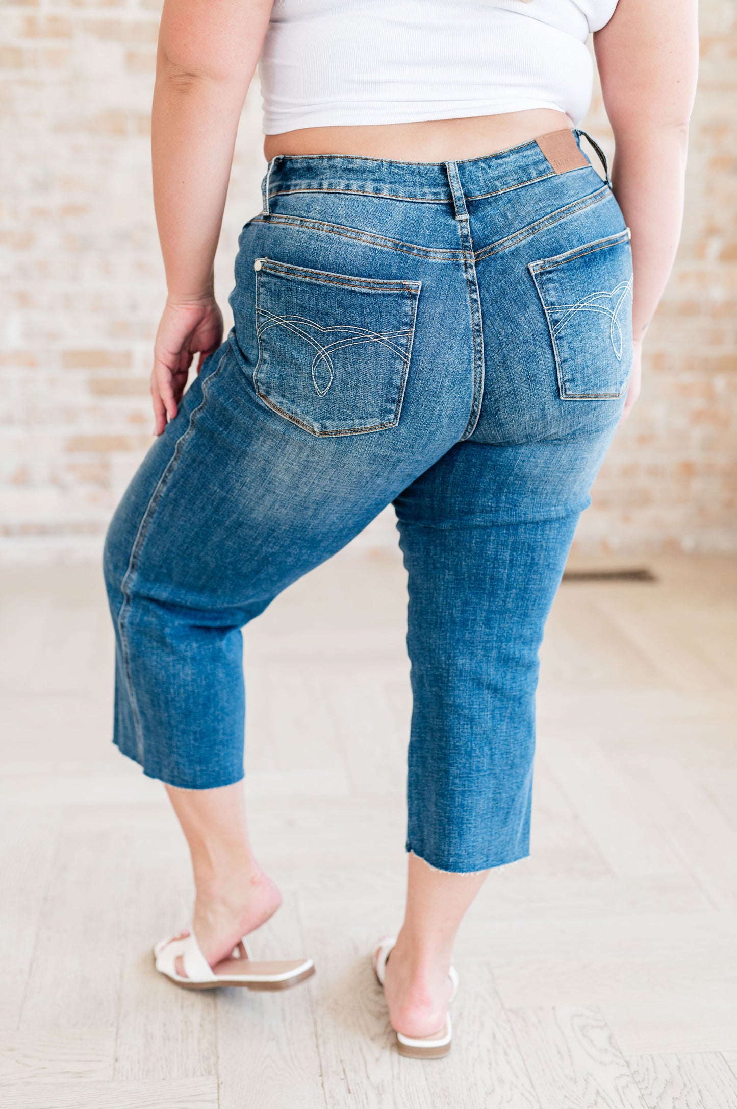 The Brooke- Wide Leg Crop Judy Blue Jeans