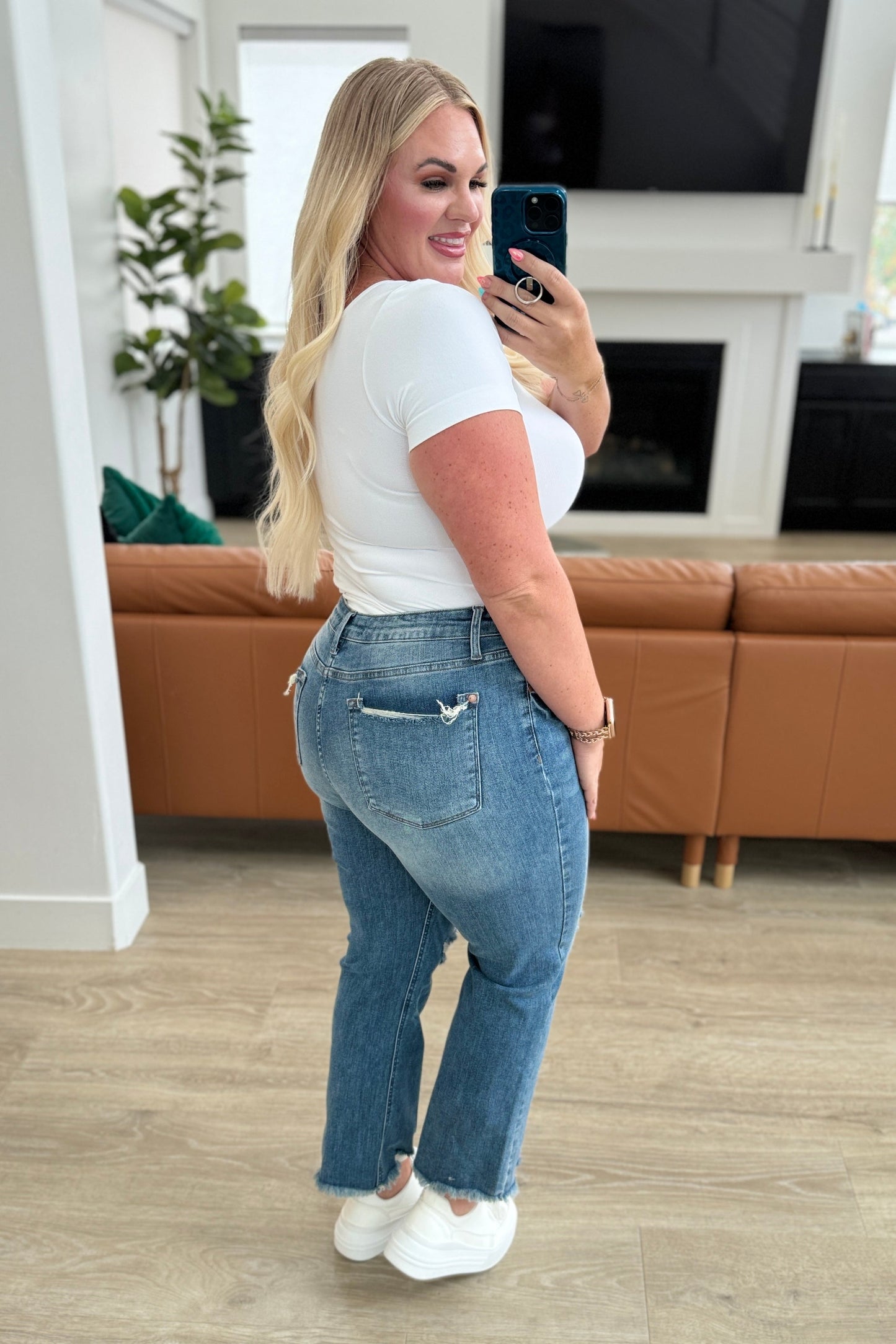 The Crystal- Distressed Crop Straight Leg Judy Blue Jeans