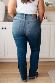 The Devin- Distressed Straight Judy Blue Jeans