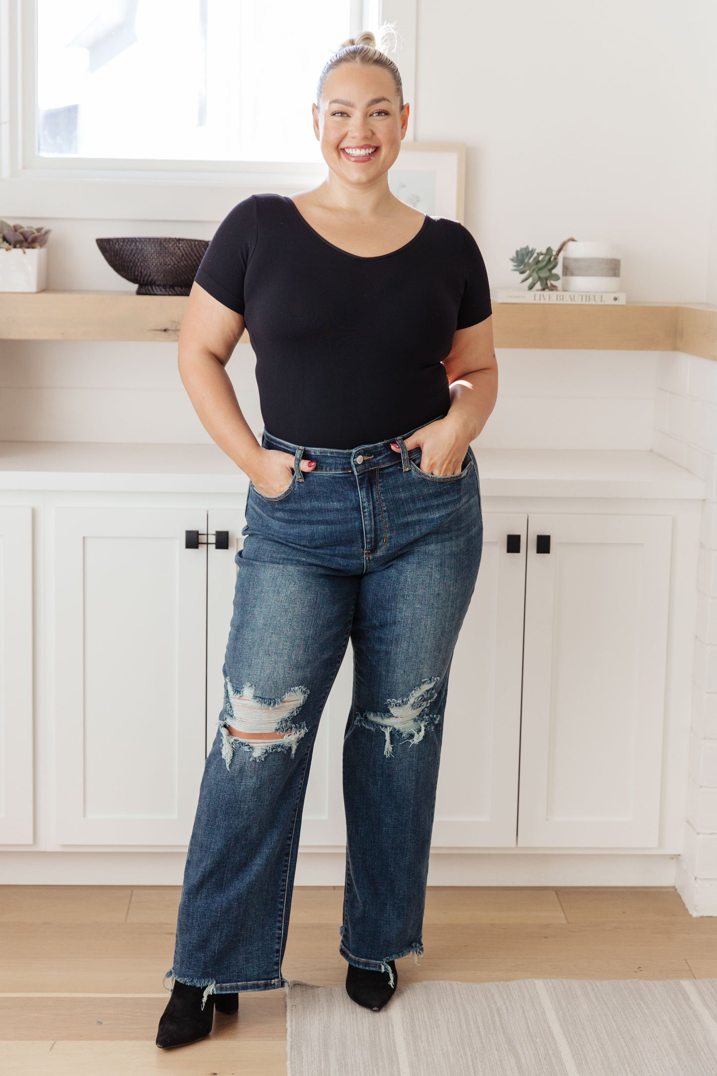 The Jillian-Straight Leg Judy Blue Jeans