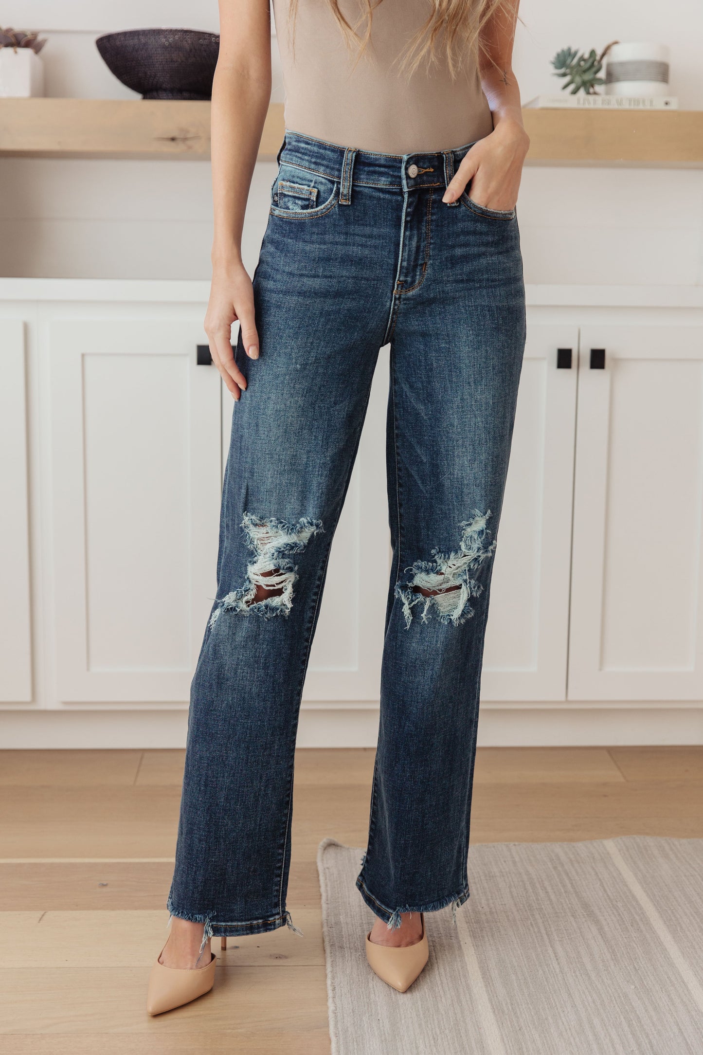 The Jillian-Straight Leg Judy Blue Jeans