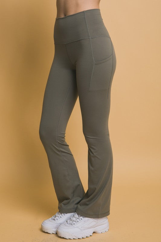 High Waist Flare Active Leggings with Pockets