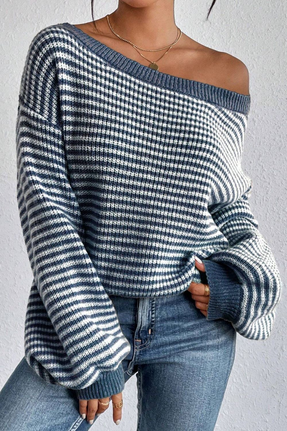 Dreamy Escape Sweater- Blue/Grey