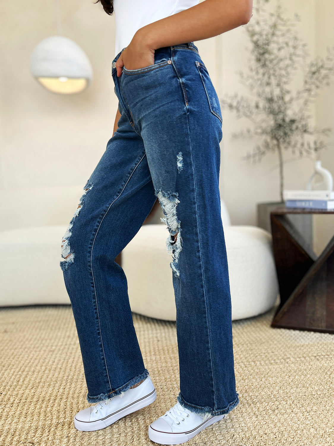 The Debbie- Distressed Raw Hem Judy Blue Jeans