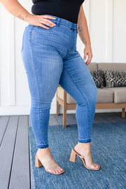 The Barb- Pull On Judy Blue Skinny Jeans